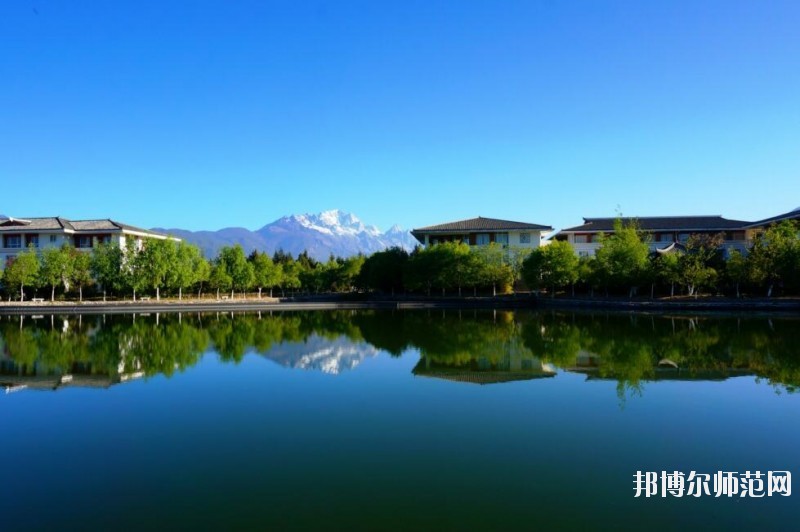 云南大學旅游文化師范學院招生辦聯系電話