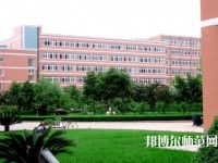 成都城市建設(shè)技工幼兒師范學(xué)校2023年報(bào)名條件、招生要求、招生對象