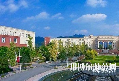 成都成工科技工程技工幼兒師范學(xué)校2018年報(bào)名條件、招生對(duì)象