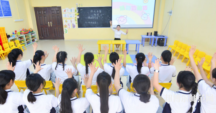 成都五月花幼兒師范高級技工學(xué)校怎么樣、好不好