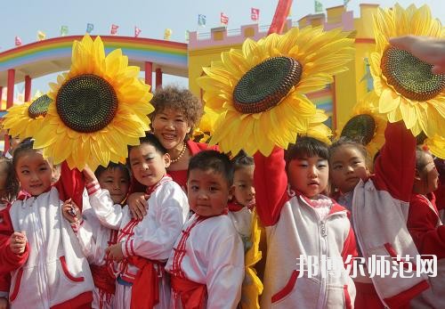 四川300分能上幼師學校嗎