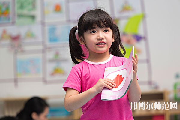 湖北2020年去幼師學校學什么專業(yè)好