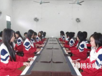 2020年初中生報什么幼師學(xué)校好