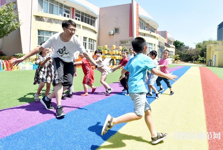 無錫2020年男生讀幼師學(xué)校怎么樣