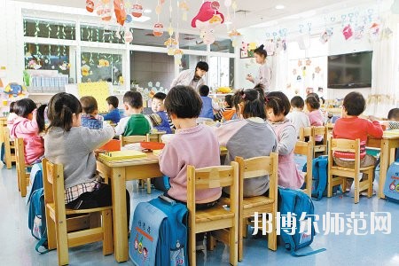 成都2020年女生上什么幼師學(xué)校比較好