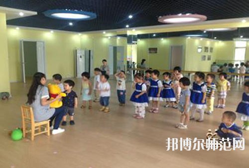 達州2020年去讀幼師學(xué)校學(xué)什么對以后好一點