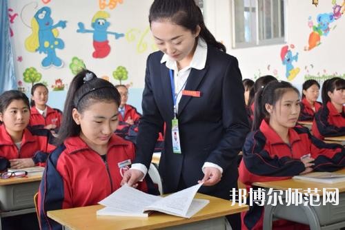 雅安2021年初中生不去幼師學(xué)校怎么辦