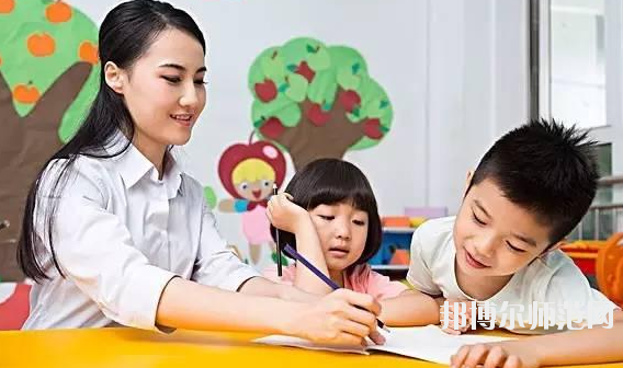 銅仁2021年女生學(xué)幼師學(xué)校有前途嗎