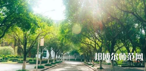 重慶師范大學(xué)涉外商貿(mào)學(xué)院銅梁校區(qū)2023年招生代碼