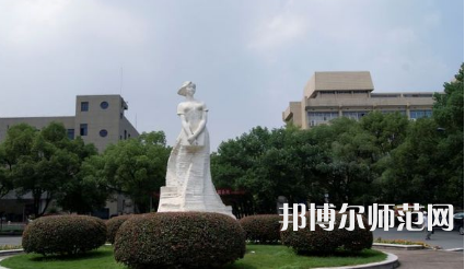 2023年南昌應用技術師范學院是民辦大學還是公辦